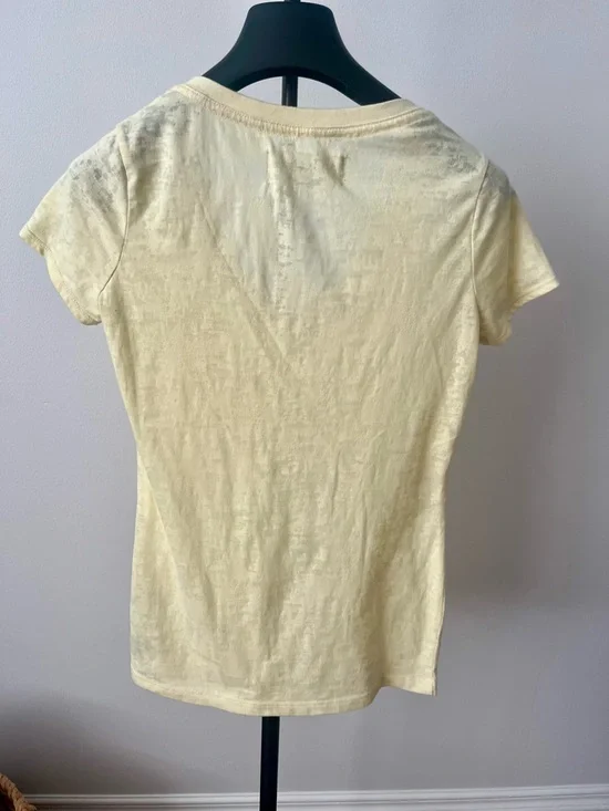 2/$15 Garage Yellow V-Neck Pocket Tee - Women's US S - Picture 3 of 6